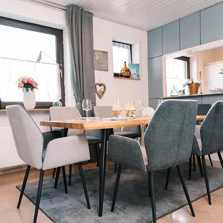 Eibelstadt-ferienwohnung * Eibelstadt